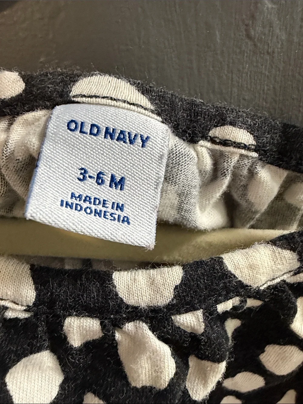 Old Navy Black and White Polka Dot Girls' One-Piece Bodysuit